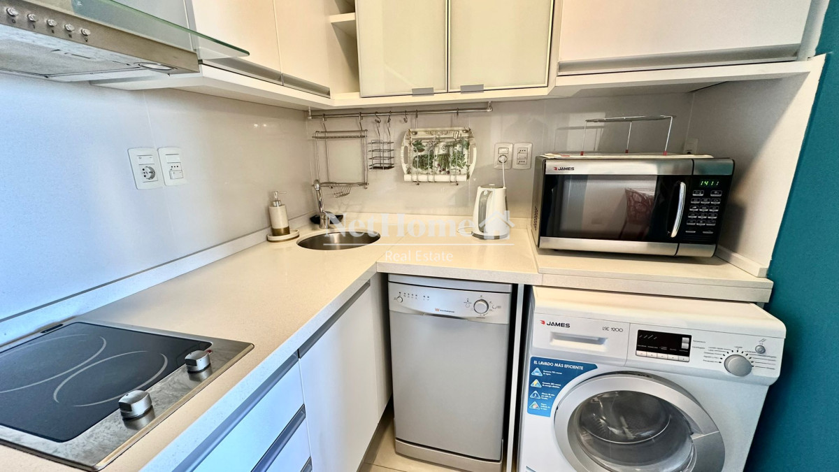 Apartamento ID.681 - Apartamento todo reciclado, 1 dormitorio, cochera, Primera linea