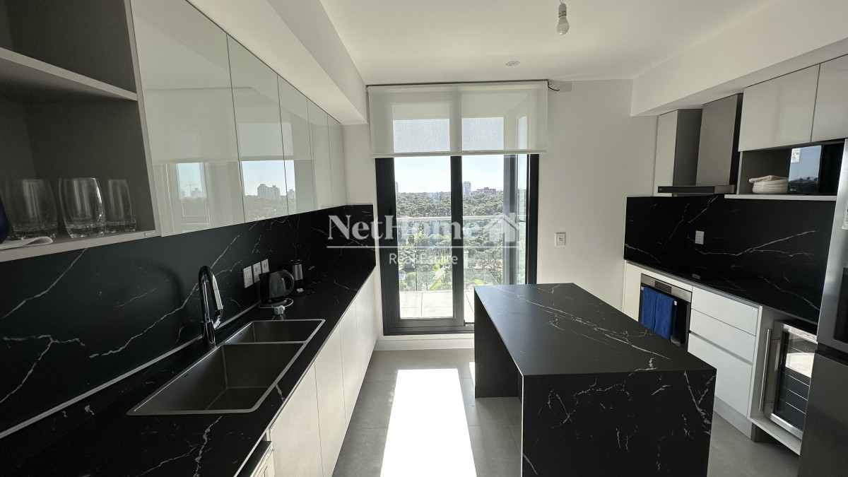 Apartamento ID.514 - Apartamento en venta piso 15 frente al mar !!