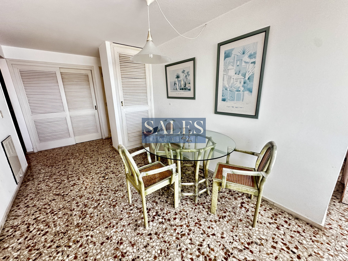 Apartamento ID.1375 - Luminoso apartamento en Península, 2 dormitorios, vista, sol y garage.  