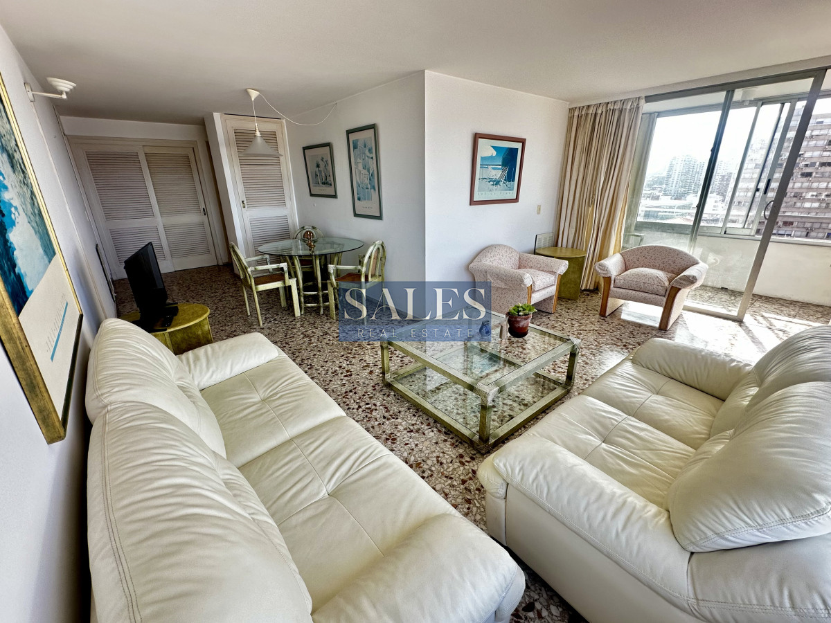 Apartamento ID.1375 - Luminoso apartamento en Península, 2 dormitorios, vista, sol y garage.  