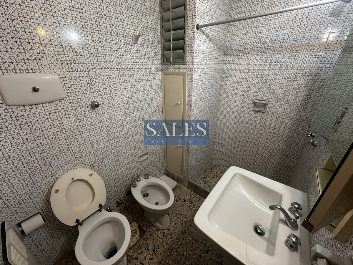 Apartamento ID.1375 - Luminoso apartamento en Península, 2 dormitorios, vista, sol y garage.  