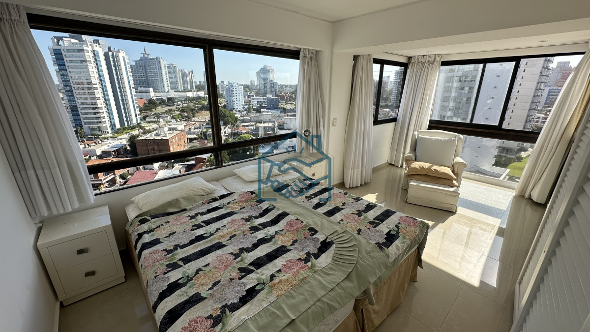 Apartamento ID.1383/Increíble-Depto.-Reciclado-a-Metros-del-Mar!!-3-Dor.-más-Dependencia-!! - Increíble Depto. Reciclado a Metros del Mar!! 3 Dor. más Dependencia !!