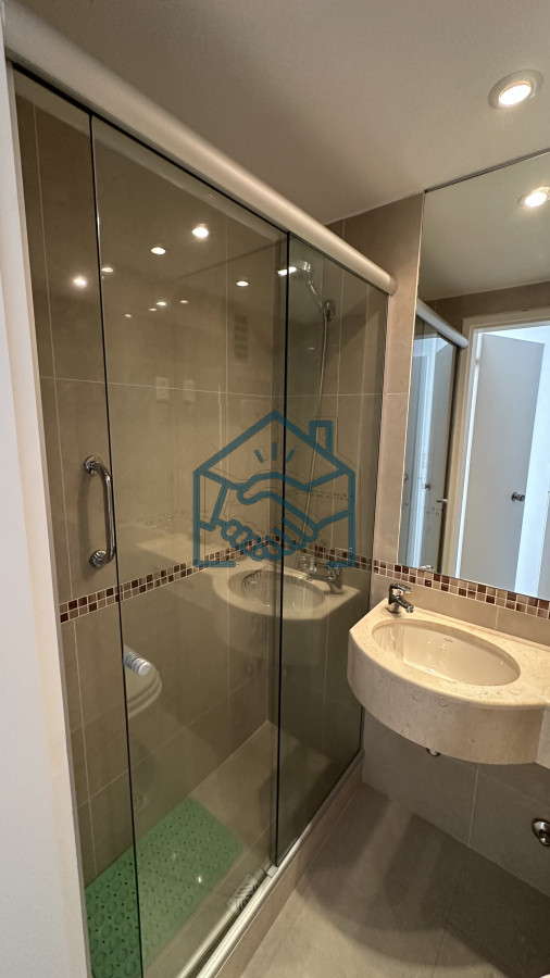 Apartamento ID.1383/Increíble-Depto.-Reciclado-a-Metros-del-Mar!!-3-Dor.-más-Dependencia-!! - Increíble Depto. Reciclado a Metros del Mar!! 3 Dor. más Dependencia !!