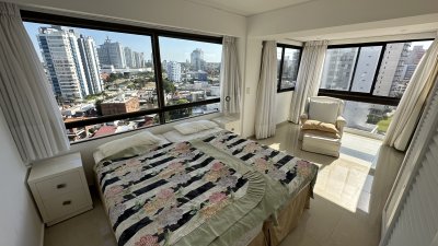 Apartamento ID.1383/Increíble-Depto.-Reciclado-a-Metros-del-Mar!!-3-Dor.-más-Dependencia-!! - Increíble Depto. Reciclado a Metros del Mar!! 3 Dor. más Dependencia !!