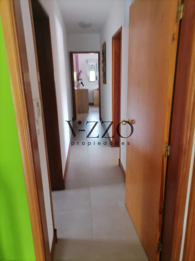 Casa ID.727/Excelente-Casa-en-pinares-3-dormitorios-y-garaje-para-2-autos-- - Excelente Casa en pinares 3 dormitorios y garaje para 2 autos  