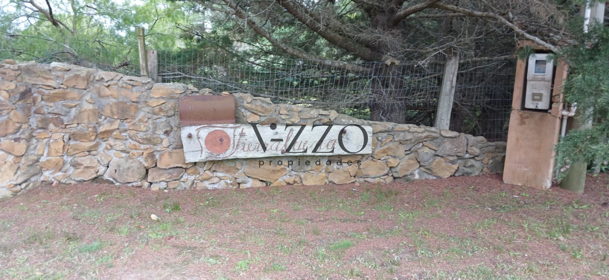 Chacra ID.656/Chacra-1-Ha.-en-Zona-Pejerrey-5-dormitorios-con-piscina - Chacra 1 Ha. en Zona Pejerrey 5 dormitorios con piscina
