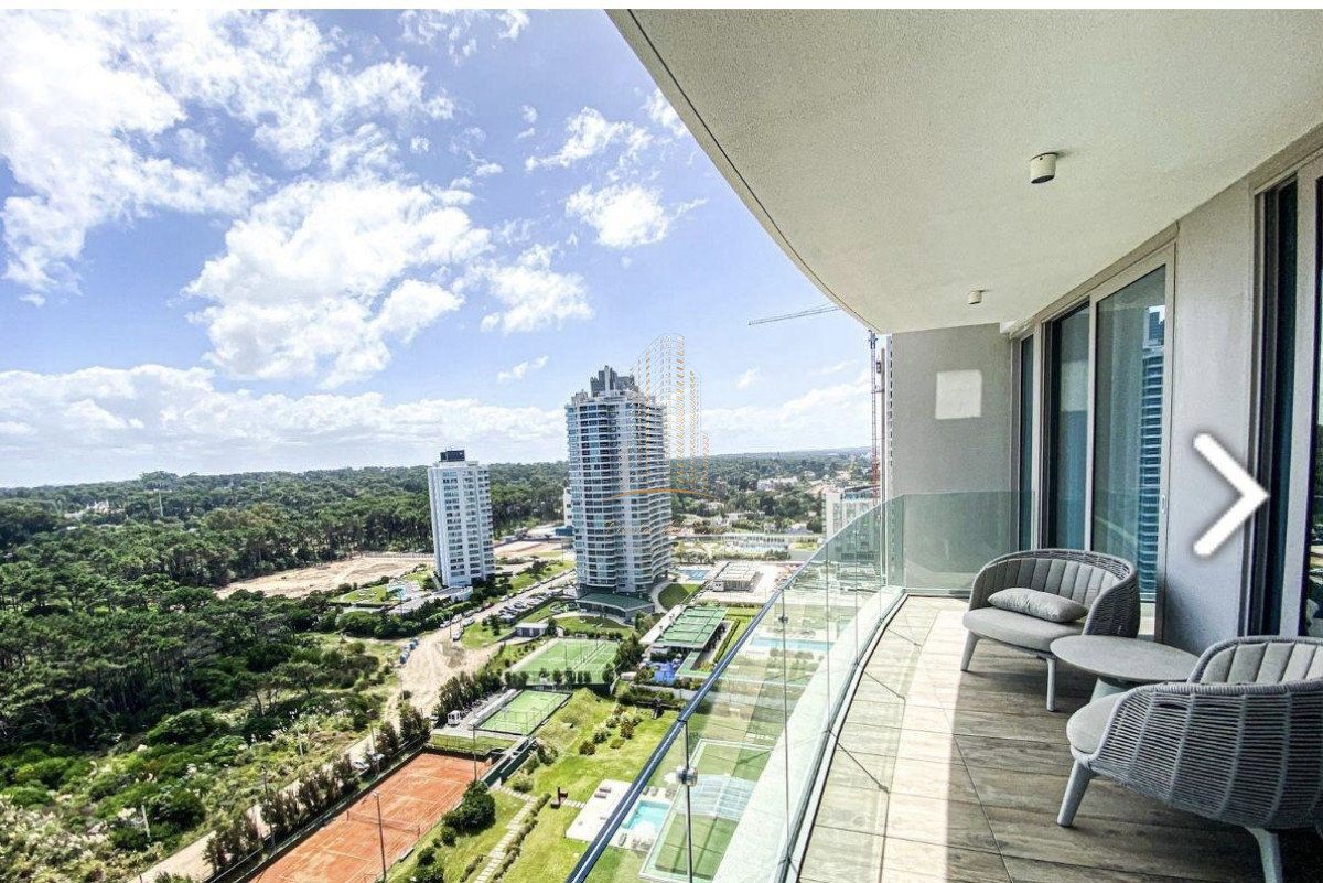 Apartamento ID.837 - Alquiler anual 1 dormitorio Torre Trump , Punta del Este