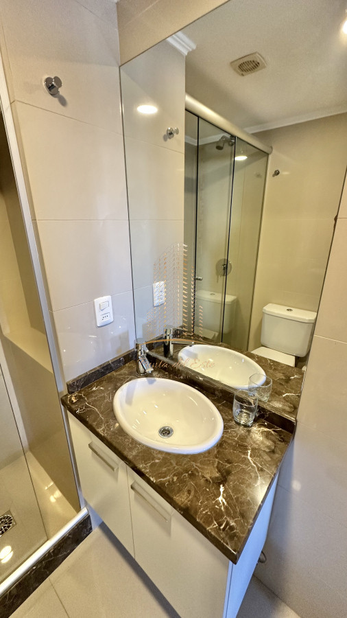 Apartamento ID.898 - Apartamento en venta de 2 dormitorios en Punta del Este