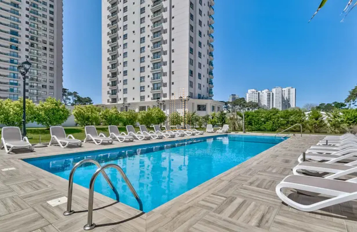 Apartamento ID.898 - Apartamento en venta de 2 dormitorios en Punta del Este