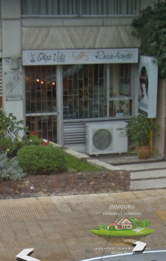 Local Comercial ID.824 - Amplio local frente a Parque Villa Biarritz