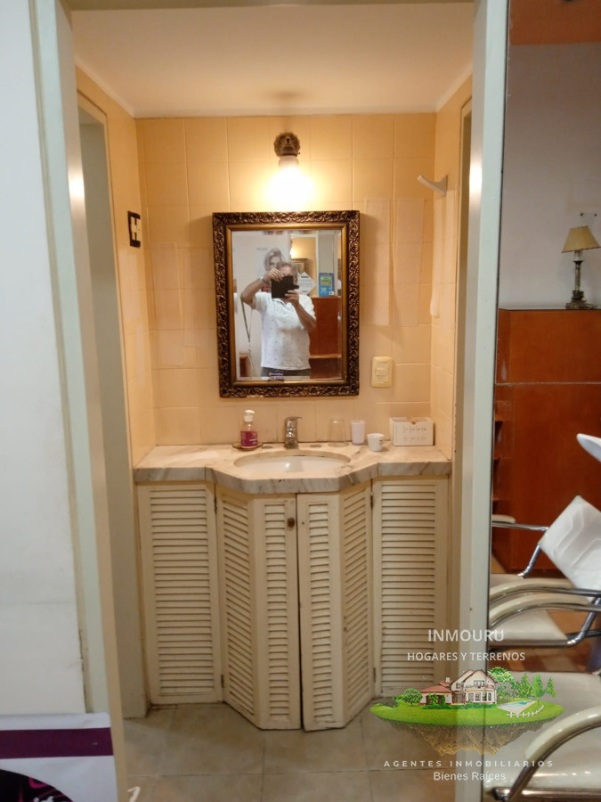 Local Comercial ID.824 - Amplio local frente a Parque Villa Biarritz