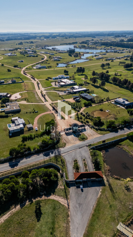 Exclusivo Lote en Pueblo Mio Chacras del Golf