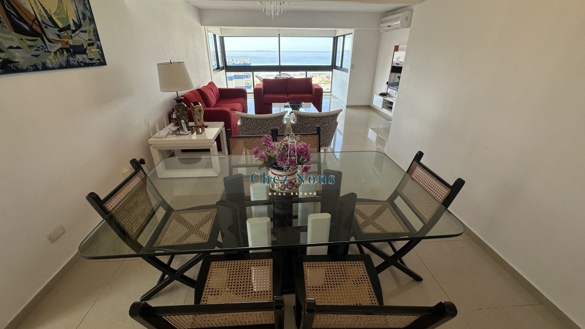 Apartamento ID.1365 - Increíble Depto. Reciclado a Metros del Mar!! 3 Dor. más Dependencia !!