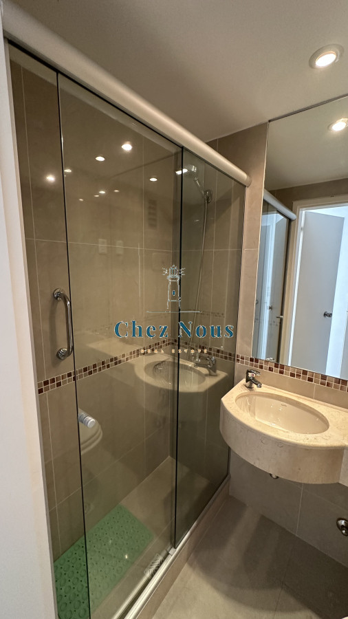 Apartamento ID.1365 - Increíble Depto. Reciclado a Metros del Mar!! 3 Dor. más Dependencia !!
