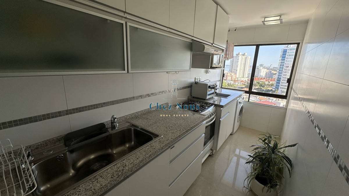 Apartamento ID.1365 - Increíble Depto. Reciclado a Metros del Mar!! 3 Dor. más Dependencia !!
