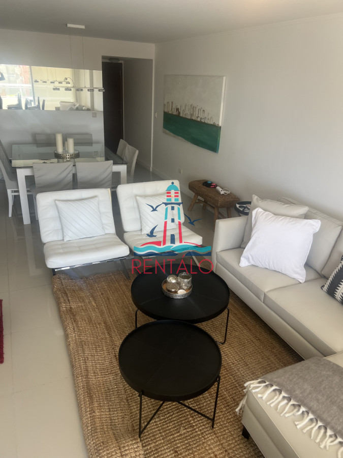 Apartamento ID.663 - Apartamento en venta en Punta del este 3 dormitorios OPORTUNIDAD!