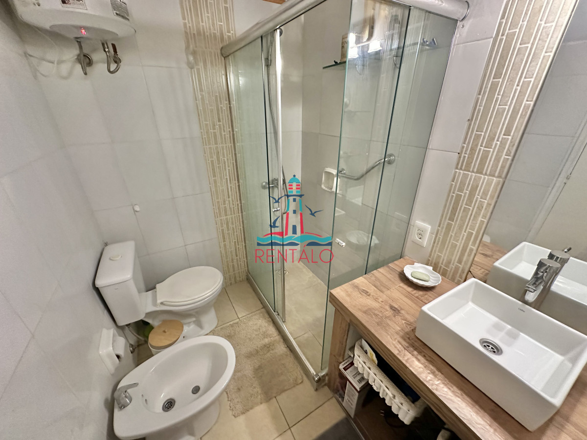 Apartamento ID.525 - Alquiler anual de 2 dormitorios en punta del este San Rafael 