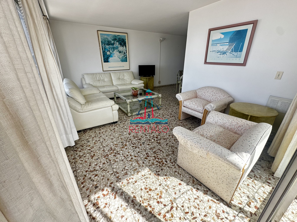 Apartamento ID.439 - Apartamento en venta de 2 dormitorios en Punta del Este OPORTUNIDAD