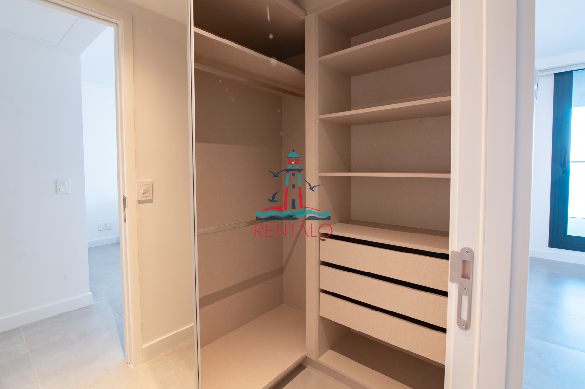 Apartamento ID.530 - Apartamento en venta Venentian OPORTUNIDAD