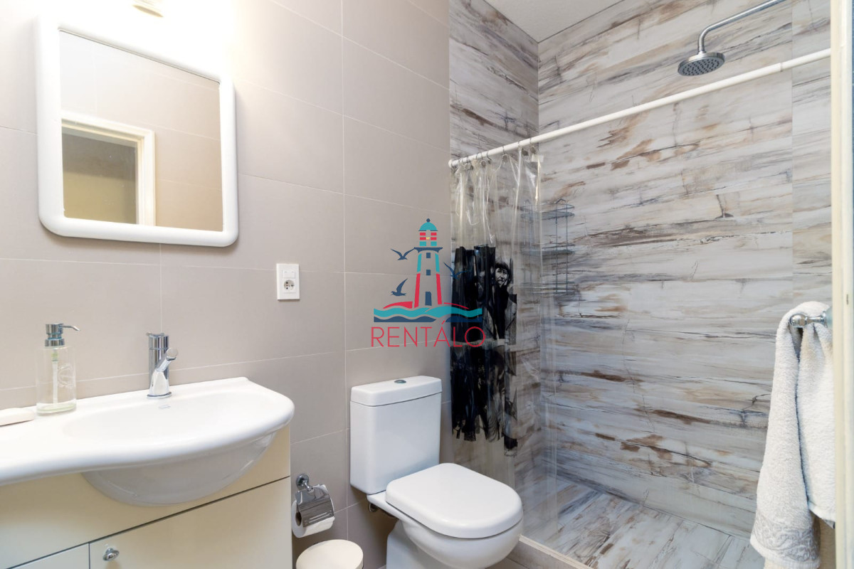 Casa ID.526 - Casa de 5 dormitorios en alquiler temporal en Punta del este con piscina