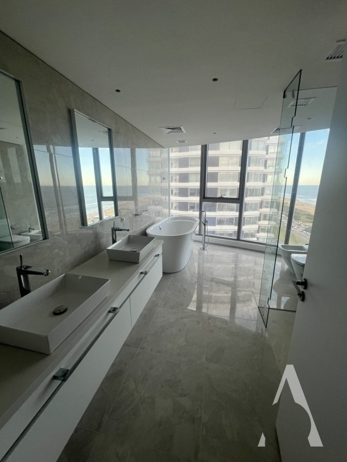 Apartamento ID.17 - TRUMP TOWER - 3 SUITE
