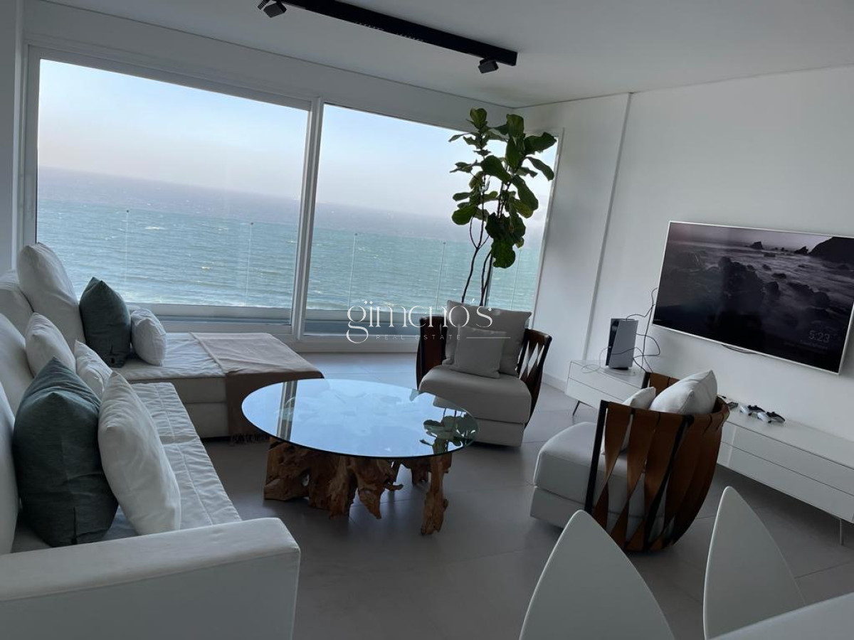 Apartamento ID.414 - Venta de Apartamento 3 Dormitorios - Playa Brava - Punta del Este 