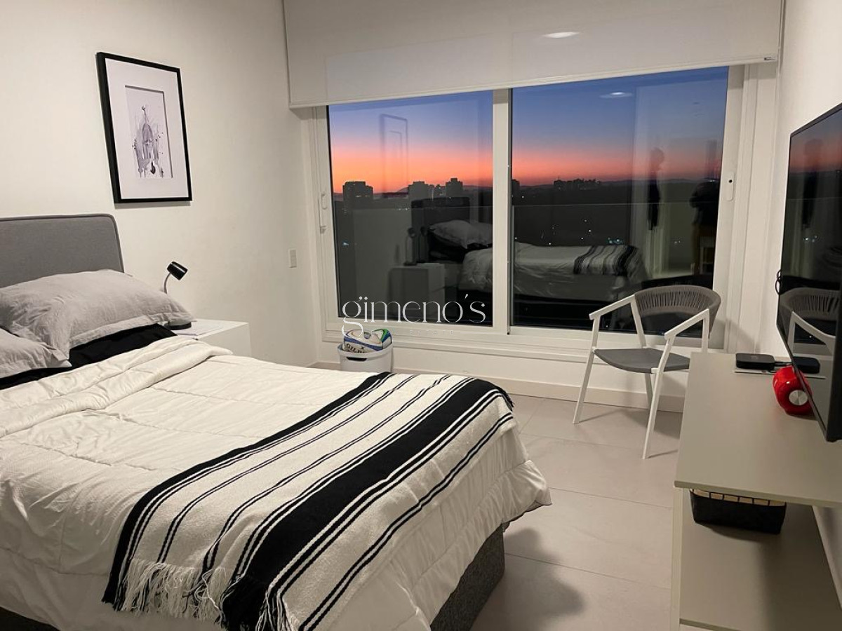 Apartamento ID.414 - Venta de Apartamento 3 Dormitorios - Playa Brava - Punta del Este 
