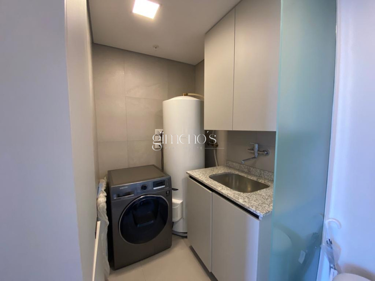 Apartamento ID.414 - Venta de Apartamento 3 Dormitorios - Playa Brava - Punta del Este 