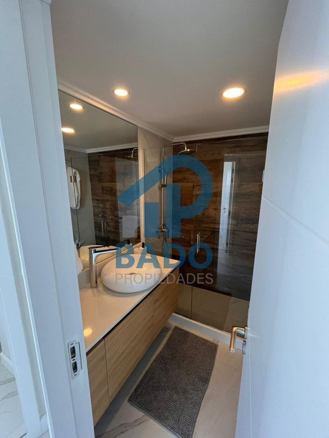 Apartamento ID.81 - Alquiler Anual e Invernal  en 1ª lìnea de 2D y 2B