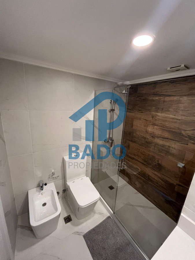 Apartamento ID.81 - Alquiler Anual e Invernal  en 1ª lìnea de 2D y 2B