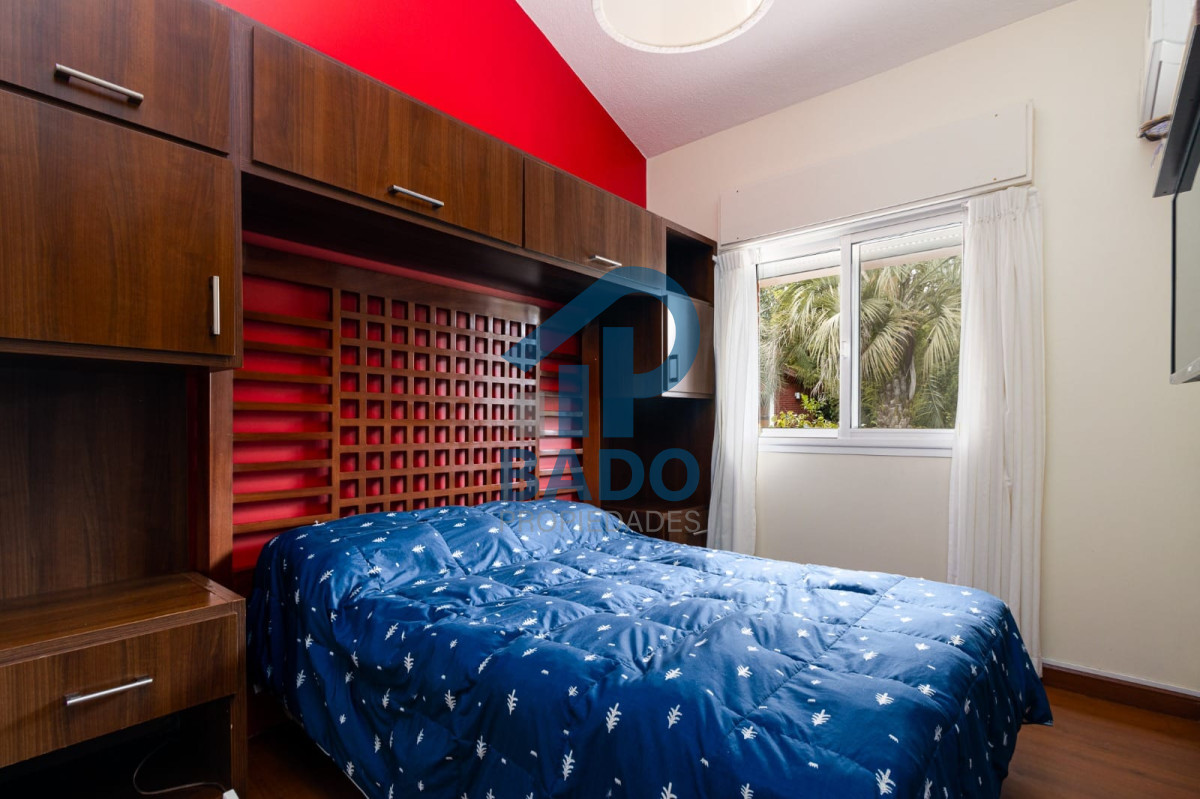 Casa ID.77 - Casa de 5 dormitorios en Alquiler