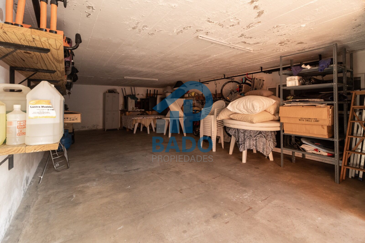 Casa ID.77 - Casa de 5 dormitorios en Alquiler