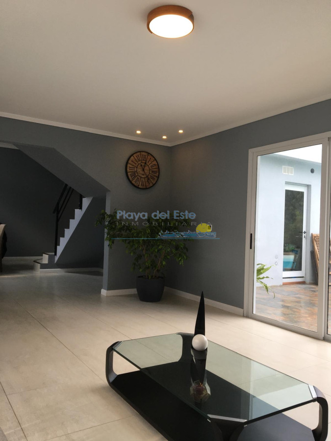 Burnett - GoPunta - Portal Inmobiliario de Punta del Este - Maldonado
