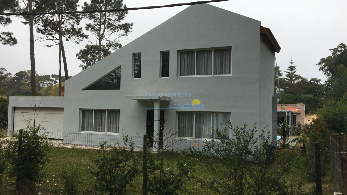 Burnett - GoPunta - Portal Inmobiliario de Punta del Este - Maldonado