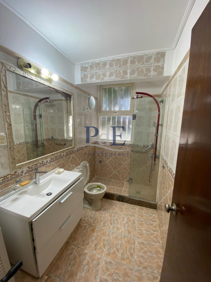 Casa en Venta en Punta del Este 5 dormitorios a 200 mts del mar. - Imagen 18