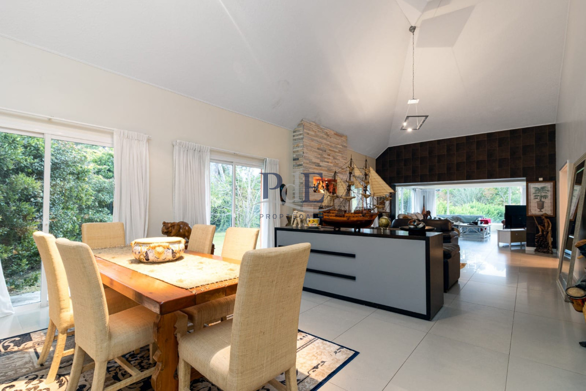 Importante Residencia 5 dormitorios. San Rafael, Punta del Este - Imagen 9