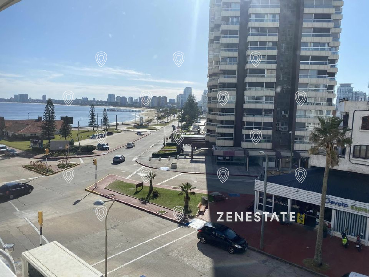 Venta de apartamento de 1 dormitorio en Península, Punta del Este - ZEN4304A