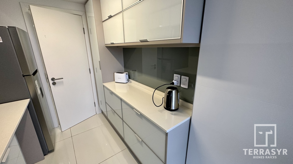 Apartamento ID.19 - Apartamento 3 suites con buena orientación