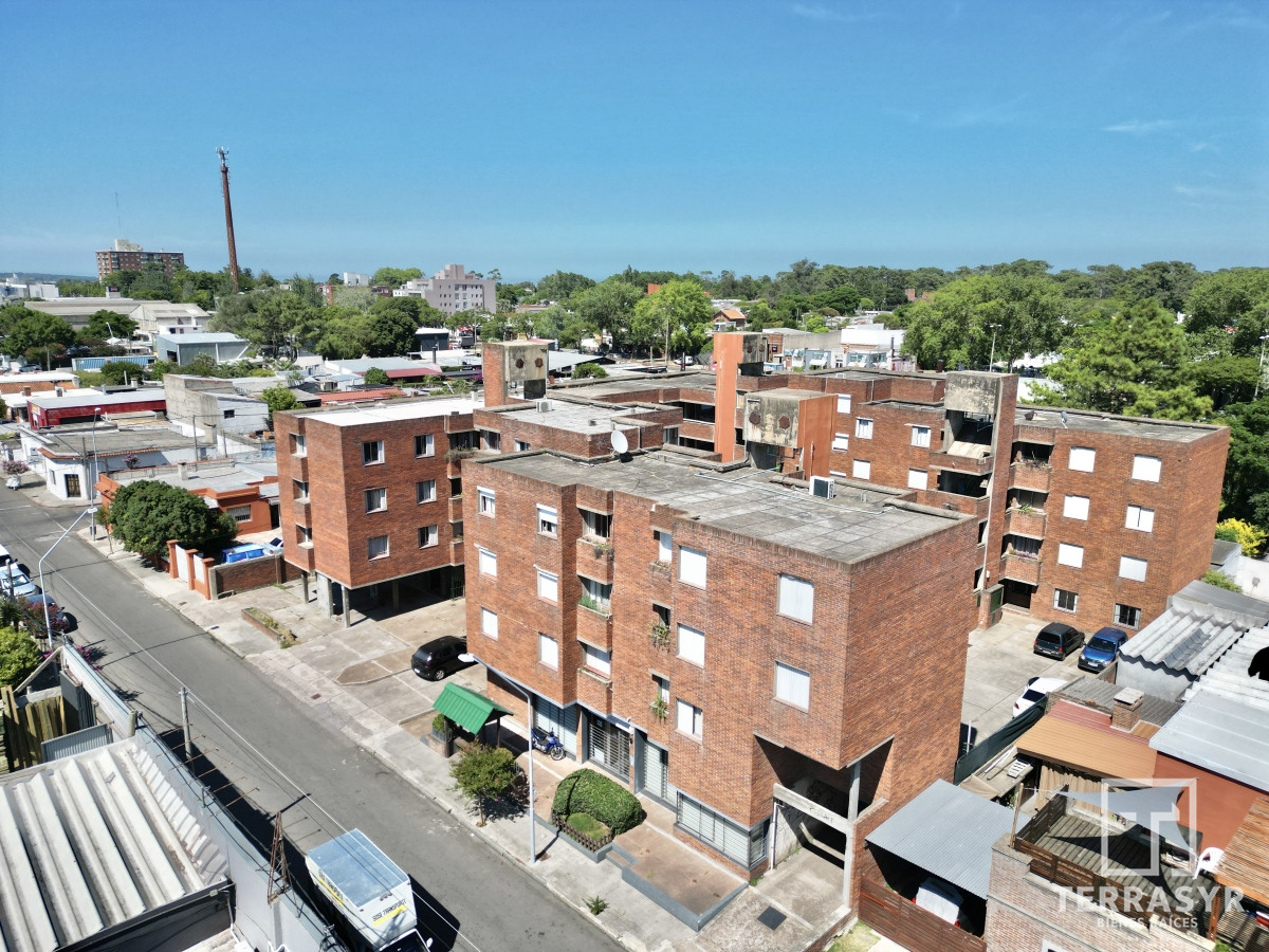 Apartamento ID.210 - Apartamento en venta 3 dormitorios a pasos de J. De Viana
