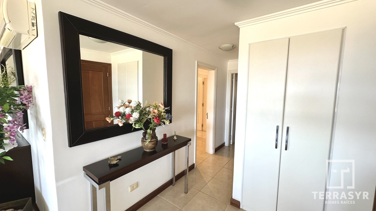 Apartamento ID.95 -  Primera Linea Brava 3 dormitorios + Dependencia