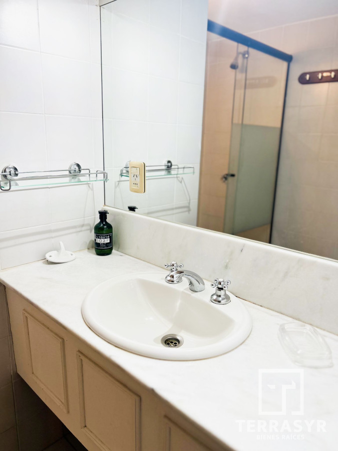 Apartamento ID.1133 - Apartamento sobre Roosevelt con Garage