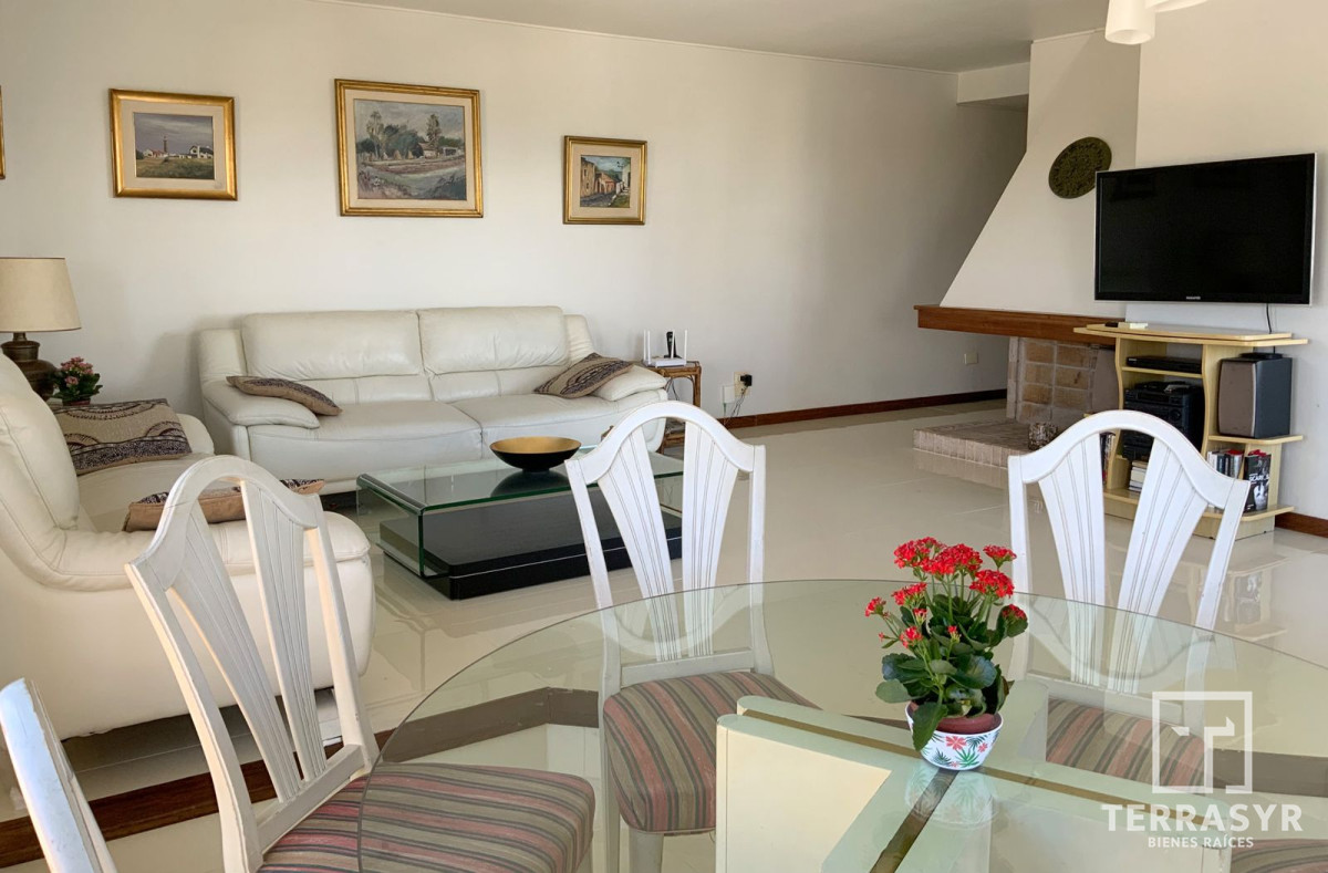 Apartamento ID.374 - Hermoso apartamento 3 dormitorios en rosvelt 
