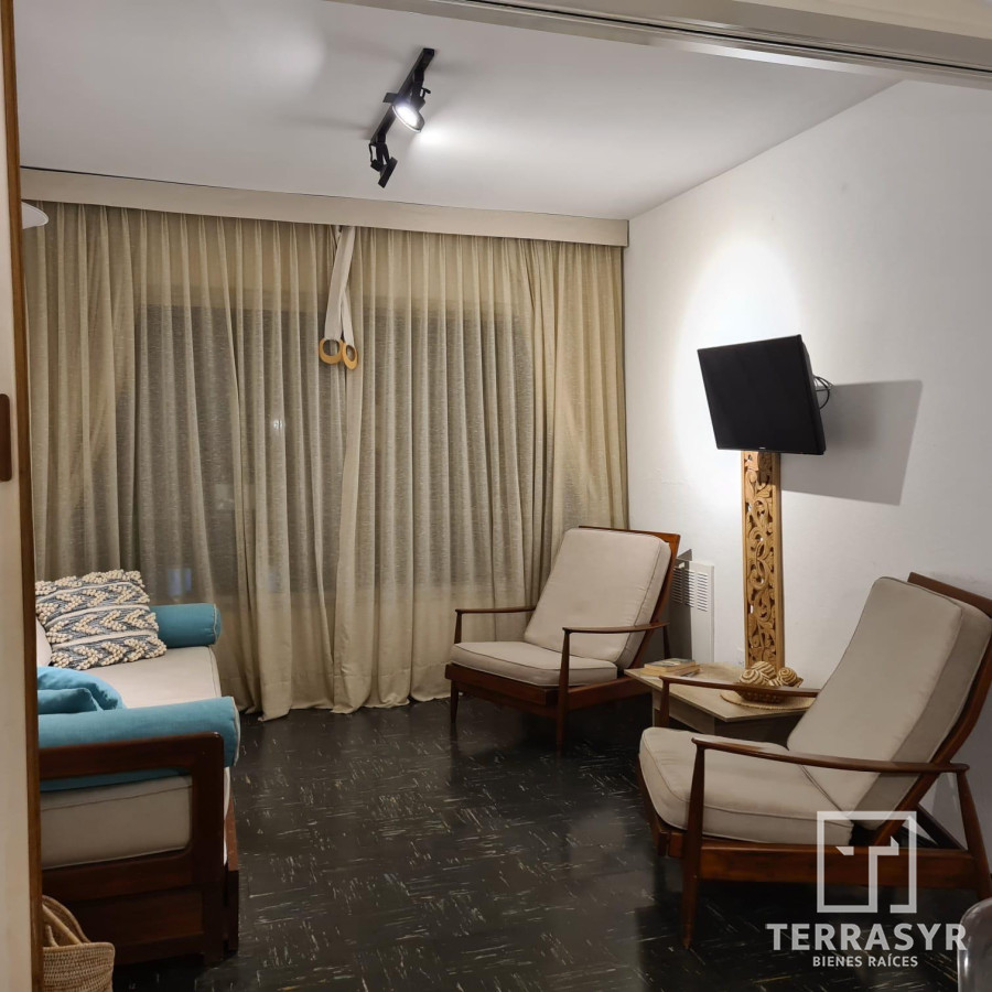 Apartamento ID.977 - Apartamento de 1 dormitorio en Península a pasos del mar 