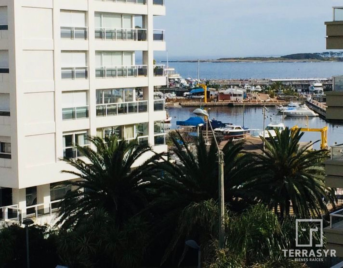 Apartamento ID.683 - Hermoso aparatamento con vista a isla Gorriti 