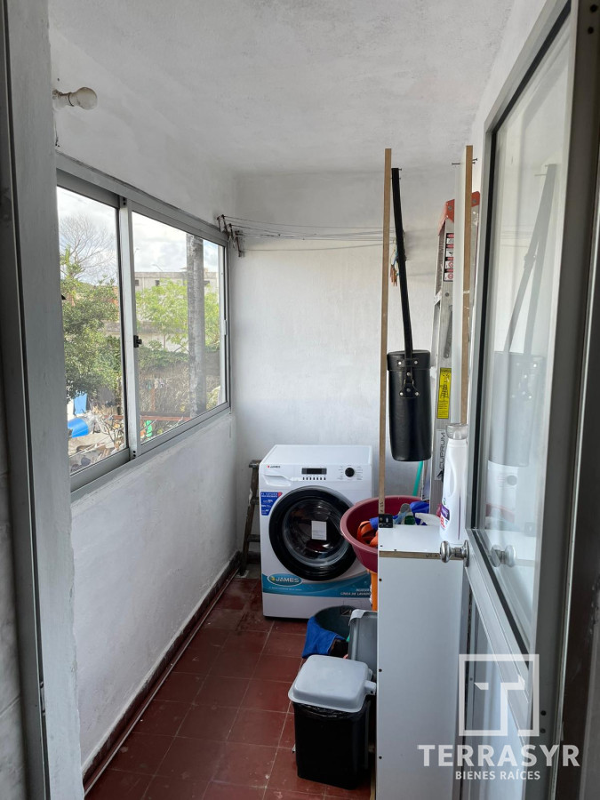 Apartamento ID.210 - Apartamento en venta 3 dormitorios a pasos de J. De Viana