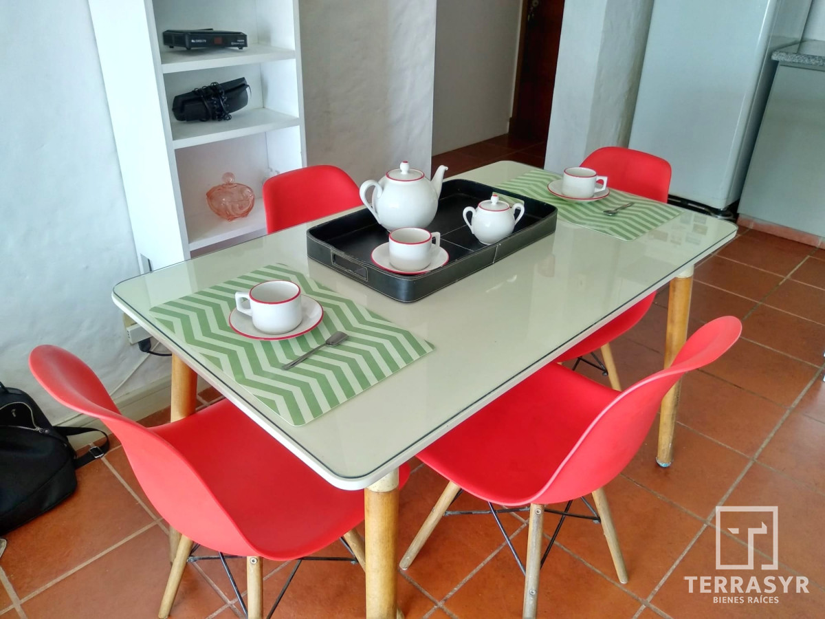 Apartamento ID.1002 - Departamento 2 dormitorios con vista al mar, 2 dormitorios, Piriapolis