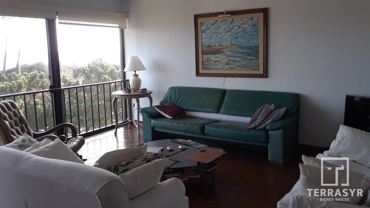 Apartamento ID.963 - Apartamento en 3° piso frente al mar 