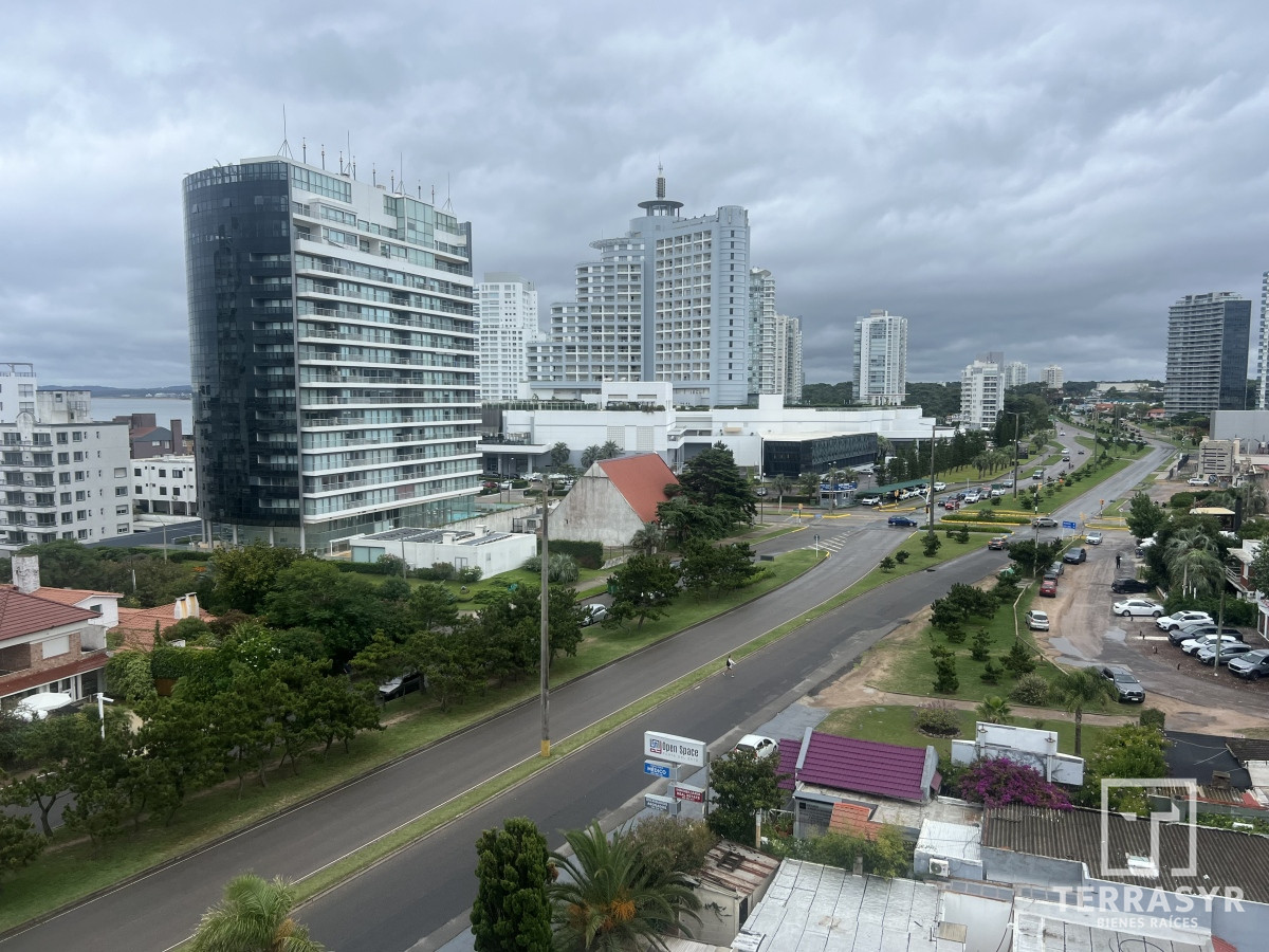 Apartamento ID.132 - Apartamento en Art boulevar 