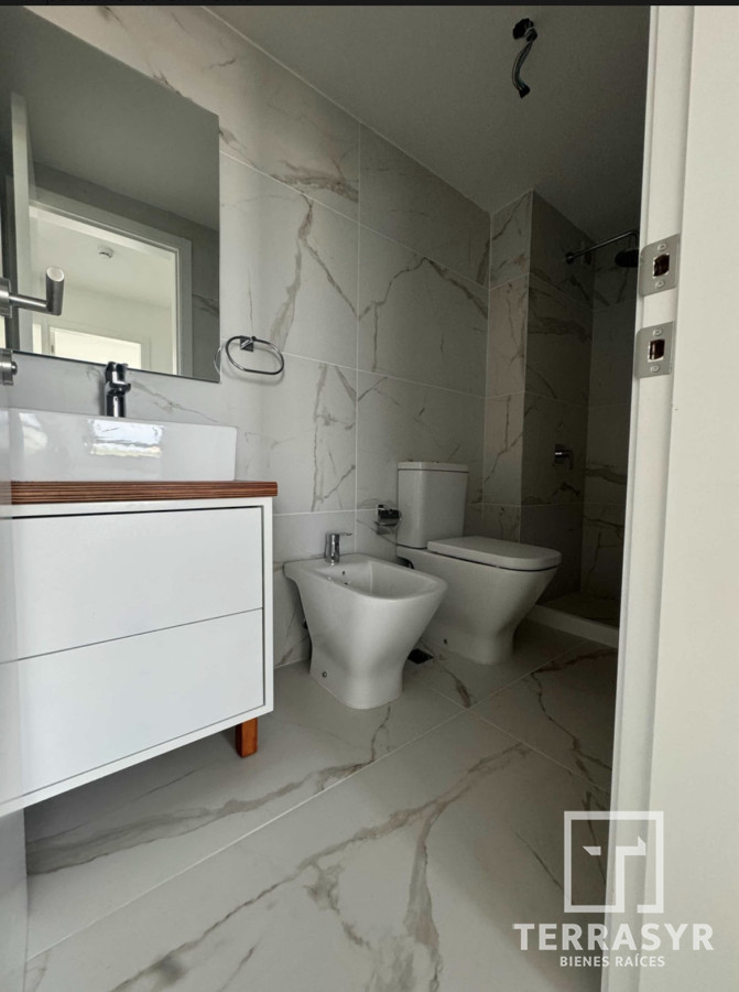 Apartamento ID.322 - Excelente apartamento en Torre View 1 dormitorio y medio 