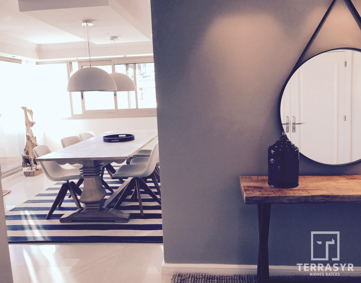 Apartamento ID.215 - Apartamento  Primera linea Edificio IMPERIALES 